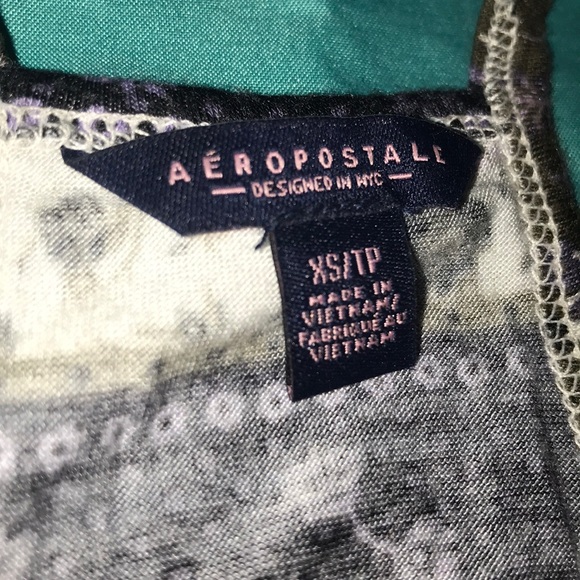 Flower Print Green Purple and White crop top - Picture 3 of 5